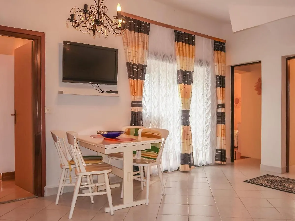 Apartment Dilly - Krk117 By Interhome Pinezići