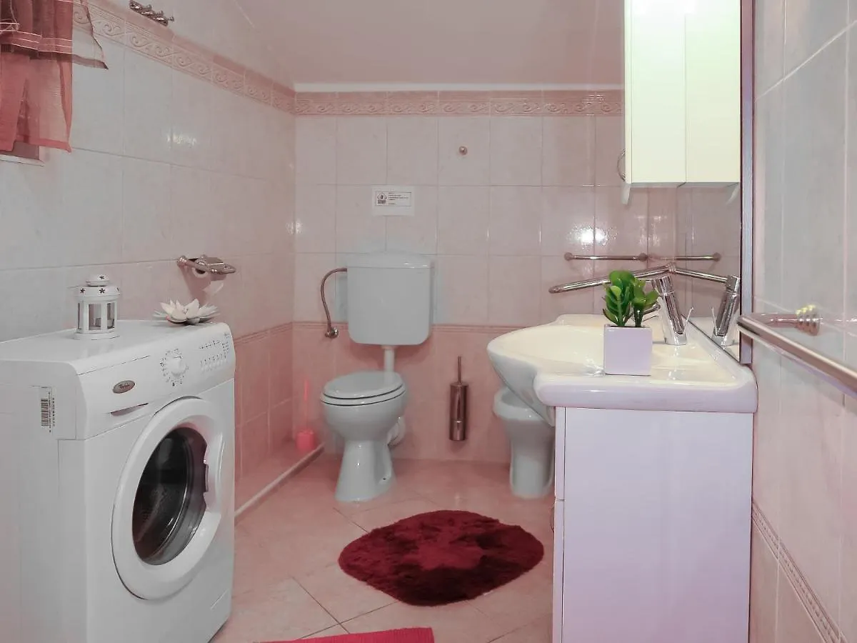 Apartment Dilly - Krk117 By Interhome Pinezici